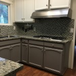 two-toned kitchen cabinetry